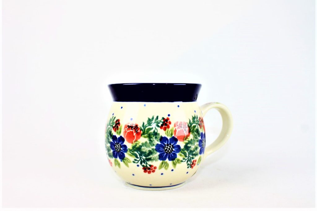 Bunzlau Bolle Mok 1535X Ballerina 240 ml - 005 (Bunzlau). Bunzlau Bolle Mok Ballerina 1535X 240 ml 005 Boerenmok met een bol buikje.