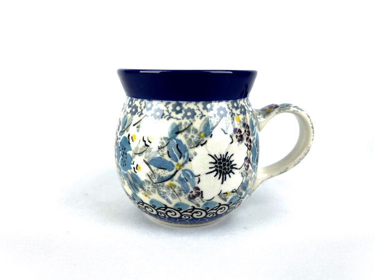 005 Bunzlau Bolle Mok U4970  - 005 (Bunzlau). 005 Bunzlau Bolle Mok 240 ml U4970 Unikat mokje 1e qlty Boerenmok / Farmersmug met een bol buikje.