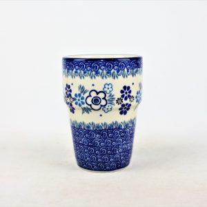 Bunzlau Melkbeker 2090X 200 ml - 071 (Bunzlau). Bunzlau Melkbeker 2090X 200 ml 071 De stapelbeker van vroegere tijden.