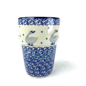 071 Bunzlau Melkbeker 2605X 200 ml - 071 (Bunzlau). 071 Bunzlau Melkbeker 2605X 200 ml De stapelbeker van vroegere tijden.