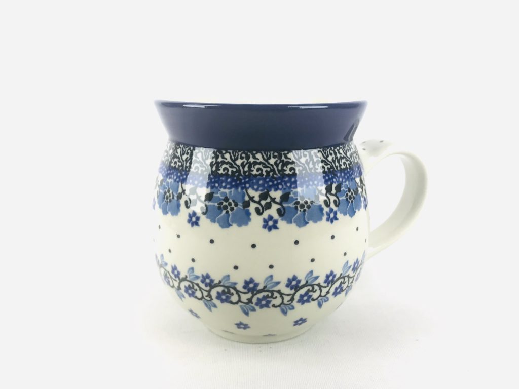 073 Bunzlau Bolle mok 1983X 500 ml - 073 (Bunzlau). 073 Bunzlau Bolle mok 1983X 500 ml 073 73 Heerlijk grote bolle mok voor veel thee of een cappuccino Ook als soepkom te gebruiken .