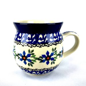 073 Bunzlau Bolle mok 659X 500 ml - 073 (Bunzlau). 073 Bunzlau Bolle mok 659X 500 ml 073 73 Heerlijk grote bolle mok voor veel thee of een cappuccino Ook als soepkom te gebruiken .