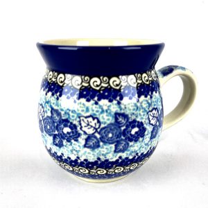 073 Bunzlau Bolle mok U3317 500 ml - 073 (Bunzlau). 073 Bunzlau Bolle mok U3317 500 ml eerste kwaliteit Heerlijk grote bolle mok voor thee of een cappuccino Ook als soepkom te gebruiken .