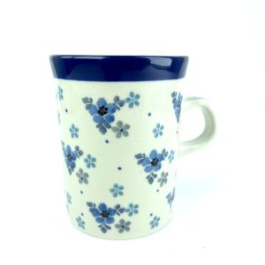 074 Bunzlau Mok recht met klein oor 2640X - 074 (Bunzlau). 074 Bunzlau Mok recht met klein oor 2640X Fijne mok voor de koffie