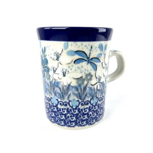 074 Bunzlau Mok recht met klein oor U4964 - 074 (Bunzlau). 074 Bunzlau Mok recht met klein oor U4964 Eerste kwaliteit Fijne mok voor de koffie