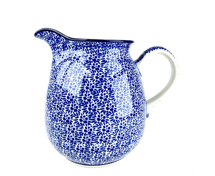 077 Bunzlau Bolle Kan 1895X - 077 (Bunzlau). 077 Bunzlau Bolle Kan 1895X Middelgroot&nbsp; formaat bolle kan Water/ sap kan staat ook decoratief met een bos bloemen erin inhoud: 1