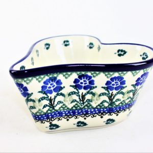 081 Bunzlau( Bak) hart Maat S  Decor: 1071X - 081 (Bunzlau). 081 Bunzlau( Bak) hart Maat S  Decor 1071X Leuk voor nootjes