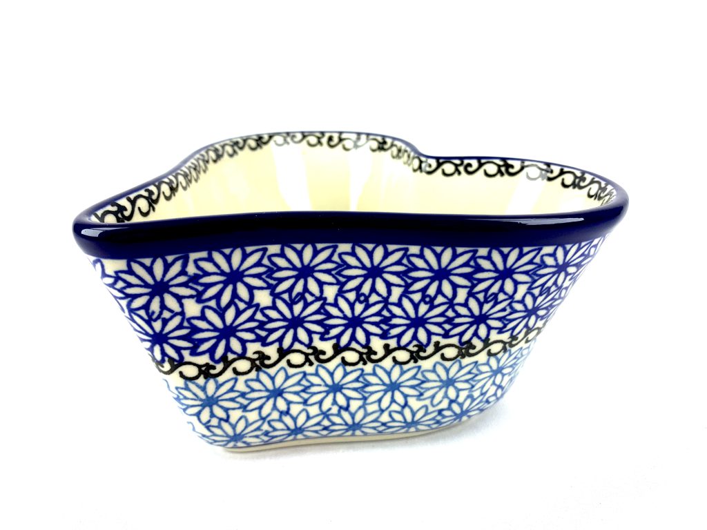 081 Bunzlau( Bak) hart Maat S  Decor: 1187X - 081 (Bunzlau). 081 Bunzlau( Bak) hart Maat S&nbsp; Decor 1187X Leuk voor nootjes