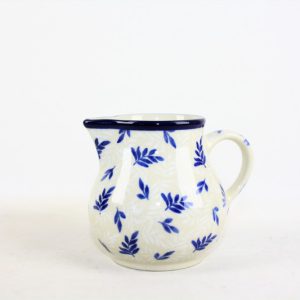 091 Bunzlau Kannetje 2393X - 091 (Bunzlau). 091 Bunzlau Kannetje 2393X&nbsp; Spitse schenktuit Klein kannetje Voor room