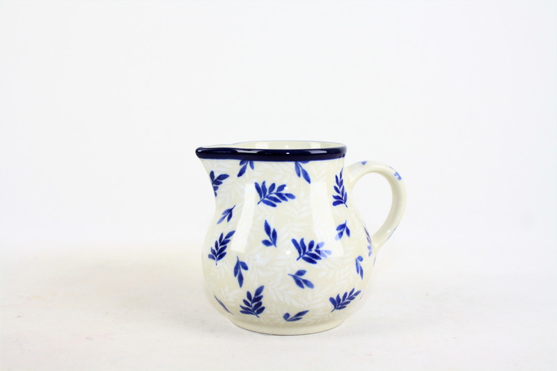 091 Bunzlau Kannetje 2393X - 091 (Bunzlau). 091 Bunzlau Kannetje 2393X Spitse schenktuit Klein kannetje Voor room