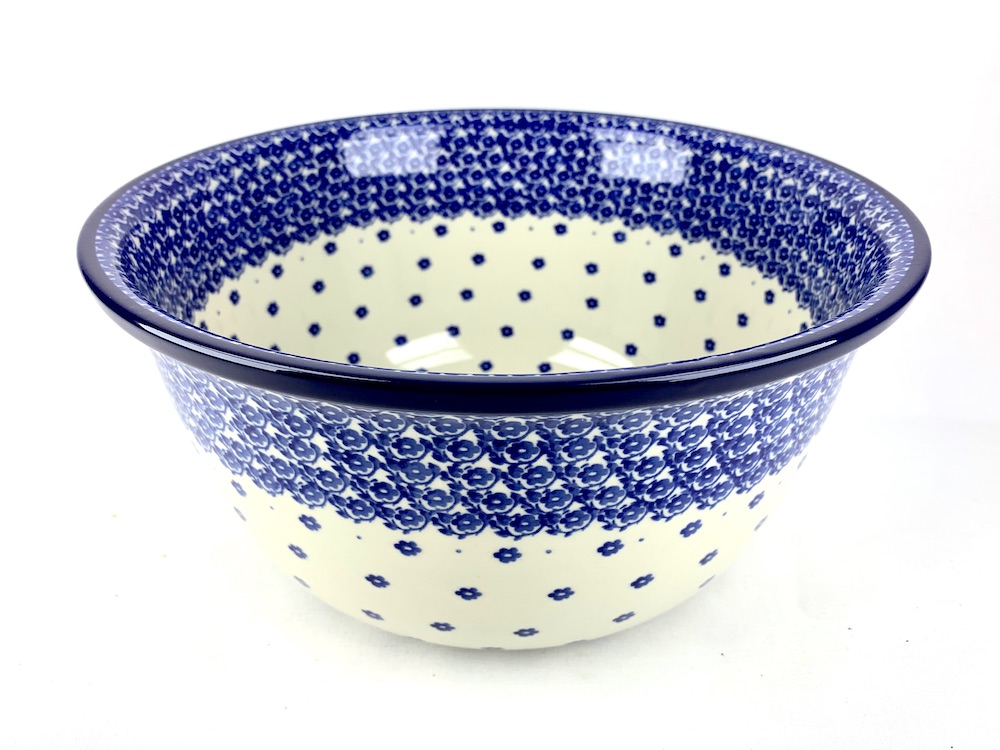 113 Bunzlau Diepe Schaal 1800X Ø 27 cm - 113 (Bunzlau). 113 Bunzlau Diepe Schaal 1800X Ø 27 cm 113 Prachtige zeer grote en diepe schaal Te gebruiken als fruitschaal grote maaltijd salade enz.