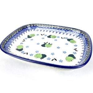 160 Bunzlau Rechthoekige schaal 2700X - 160 (Bunzlau). 160 Bunzlau Rechthoekige schaal 2700X rechthoekig seveerschaaltje voor koekjes of ander lekkers.