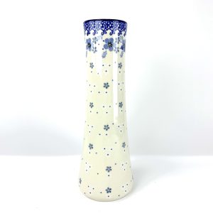 199 Bunzlau smal hoog vaasje 2341X - 199 (Bunzlau). 199  Bunzlau klein vaasje 2341X Leuk hoog vaasje voor een bosje bloemen.