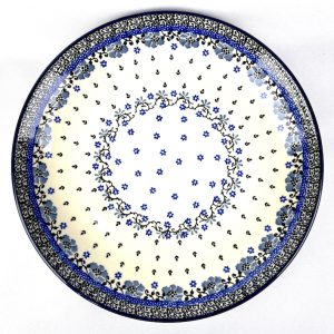 223 Bunzlau Dinerbord 1987X - 223 (Bunzlau). 223 Bunzlau Dinerbord 1987X Het sjieke dinerbord Ook te gebruiken als serveerschaal Al het Bunzlau kan in de oven