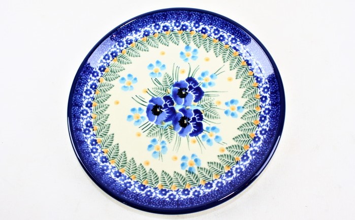 257 Bunzlau Dinerbord 2276X - 257 (Bunzlau). 257 Bunzlau Dinerbord 2276X Ook te gebruiken als lunch of serveerbord Let op de maat! Handgemaakt - duurzaam - origineel Bunzlau servies.