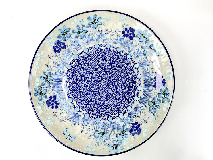 257 Bunzlau Dinerbord U4964 - 257 (Bunzlau). 257 Bunzlau Dinerbord U4964 Eerste kwaliteit Ook te gebruiken als lunch of serveerbord Let op de maat!.