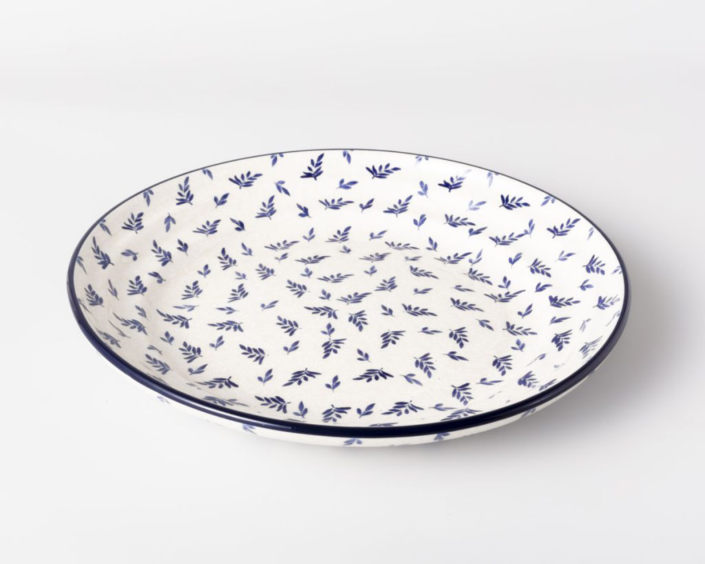 259 Bunzlau Lage Ronde Schaal 2393X  - 259 (Bunzlau). 259 Bunzlau Lage Ronde&nbsp;Schaal 2393X&nbsp; 259 Alles op deze site is van de eerste kwaliteit tenzij anders is aangegeven Gegolfde rand Multi functionele schaal Fruitschaal