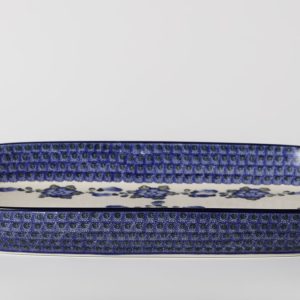 390 Bunzlau Serveer Schaal 163X Anemone 390 - 390 (Bunzlau). 390 Bunzlau Serveer Schaal 163X Anemone 390 Grote serveerschaal Onder andere leuk voor hapjes of bijvoorbeeld aardappelgratin.