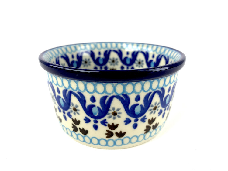 409 Bunzlau Schaaltje 1026X - 409 (Bunzlau). 409 Bunzlau Schaaltje 1026X 2e Qlty; Blauw  is iets minder blauw.