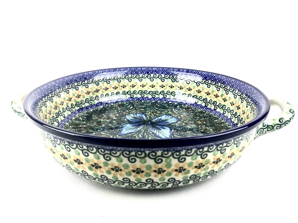 420 Bunzlau Ronde schaal met open handvaten U1491  Unikat 26 cm  - 420 (Bunzlau). 420 Bunzlau Ronde schaal met open handvaten U1491 Unikat &nbsp; 2e qlty Kleine afwijking aan de decoratie Nauwelijks zichtbaar Groot formaat ovenschaal