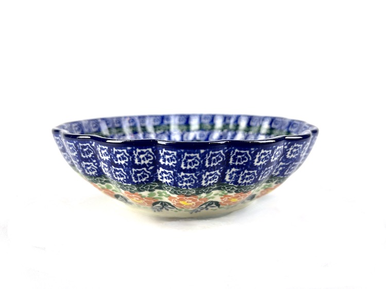 448 Bunzlau Serveerschaaltje geschulpte schaal U3641 - 448 (Bunzlau). 448  Bunzlau Serveerschaaltje geschulpte schaal U3641 Unikat 1e Qlty Lief