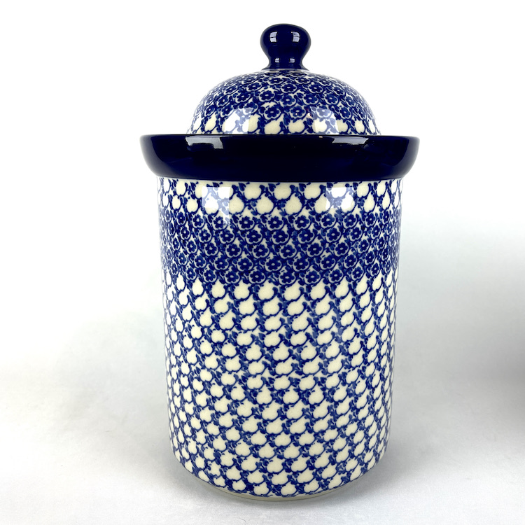 494 Bunzlau Voorraadpot 1802X - 494 (Bunzlau). 494 Bunzlau Voorraadpot 1802X Grootste maat voorraadpot  inhoud: 2 L Zie ook de andere maten Pasta