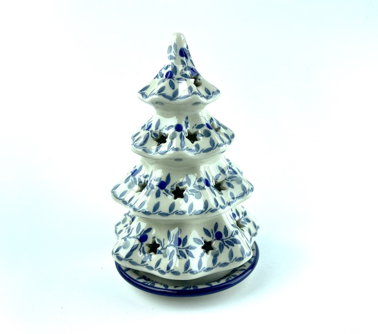 512 Bunzlau Kerstboom 15 cm 2506X - 512 (Bunzlau). 512 Bunzlau Kerstboom 15 cm 2506X Sfeervol waxinelicht In de vorm van een kerstboom.