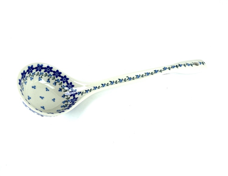 560 Bunzlau Soeplepel 1821 - 560 (Bunzlau). 560 Bunzlau Soeplepel 1821 Fraaie soeplepel Deze soeplepel past precies bij de Soepterrine model 190.