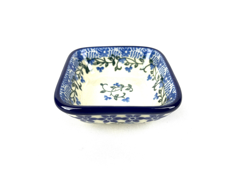 604 Bunzlau vierkant schaaltje 8 x 8 cm 1821X - 604 (Bunzlau). 604 Bunzlau vierkant schaaltje 8 x 8 cm 1821X Klein model schaaltje Voor een theezakje