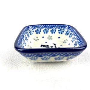 604 Bunzlau vierkant schaaltje 8 x 8 cm 2648X - 604 (Bunzlau). 604 Bunzlau vierkant schaaltje 8 x 8 cm 2648X Klein model schaaltje Voor een theezakje