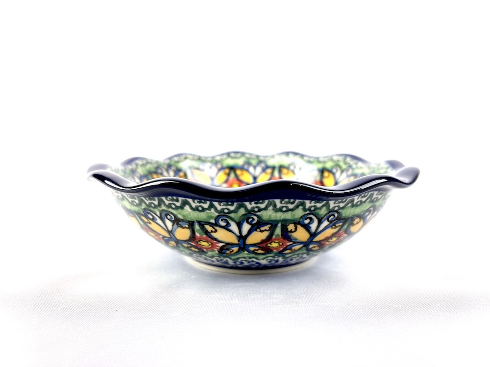 625 Bunzlau Serveerschaaltje gegolfde rand U1826 - 625 (Bunzlau). 625 Bunzlau Serveerschaaltje gegolfde rand U1826 Unikat 1e Qlty Lief