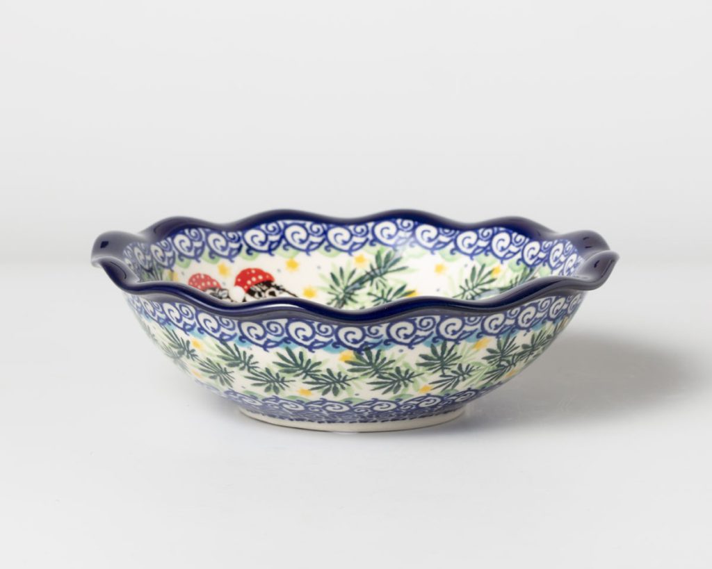 625 Bunzlau Serveerschaaltje gegolfde rand U4969 - 625 (Bunzlau). 625 Bunzlau Serveerschaaltje gegolfde rand U4969 Unikat 1e Qlty Lief