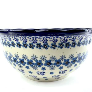 628 Bunzlau Geschulpte Schaal 2094 Ø 24 cm - 628 (Bunzlau). 628 Bunzlau Geschulpte Schaal 2094X Ø 24 cm&nbsp; Mooie ronde schaal met een geschulpte