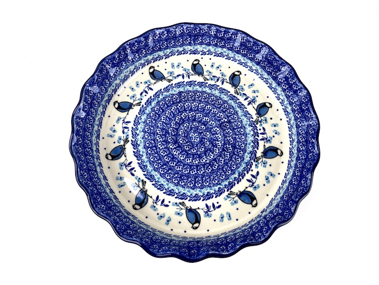 636 Bunzlau Pie-schaal 2681X - 636 (Bunzlau). 636 Bunzlau Pie-schaal 2681XPie dish Schaal met een gegolfde rand