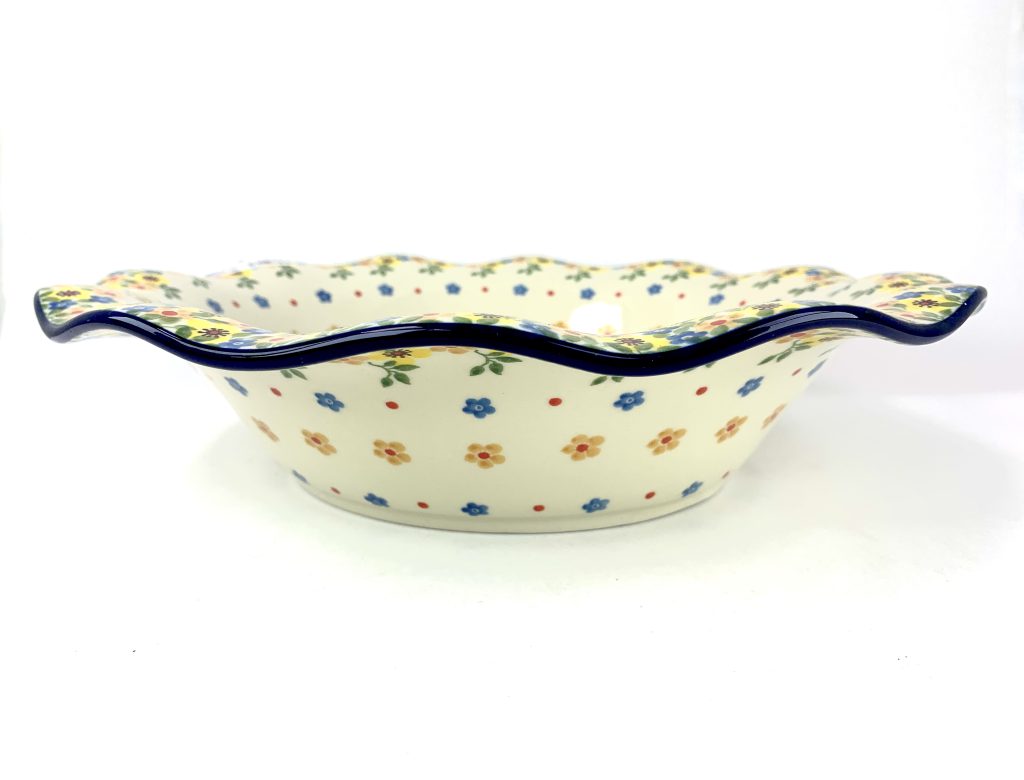 681 BunzlaU Grote Golvende Rand Schaal XXXX1 Ø 32 cm - 681 (Bunzlau). 681 BunzlaU Grote Golvende Rand Schaal XXXX1 Ø 32 cm Leuk voor een salade