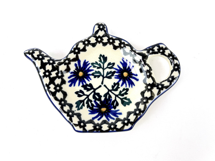 766 Bunzlau Theetipje 976X - 766 (Bunzlau). 766 Bunzlau Theetipje 976X In de vorm van een theepotje.