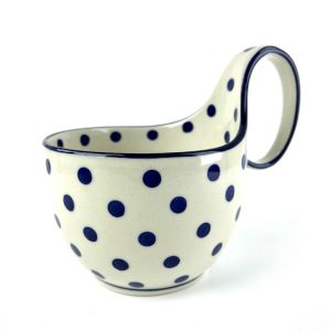 845 Bunzlau Waterscoop 2519X - 845 (Bunzlau). 845 Bunzlau Waterscoop 2519X Met een elegant handvat Pakt gemakkelijk beet