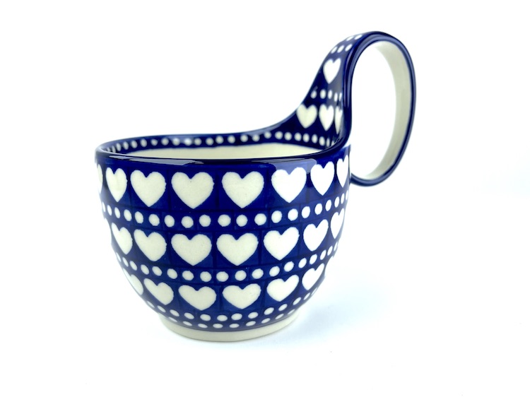 845 Bunzlau Waterscoop 375EX Blue Valentine - 845 (Bunzlau). 845 Bunzlau Waterscoop 375EX Blue Valentine Met een elegant handvat Pakt gemakkelijk beet