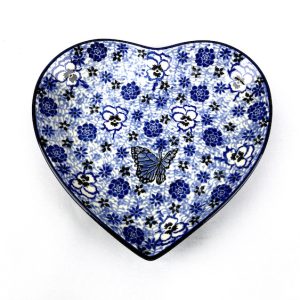 959 Bunzlau Serveerschaal 1650X - 959 (Bunzlau). 959 Bunzlau ovale Serveerschaal 1650X eerste qlty Ø 18/17 cm Hartvormige schaal om koekjes