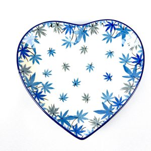 959 Bunzlau Serveerschaal 2563X - 959 (Bunzlau). 959 Bunzlau ovale Serveerschaal 2563X eerste qlty Ø 18/17 cm Hartvormige schaal om koekjes