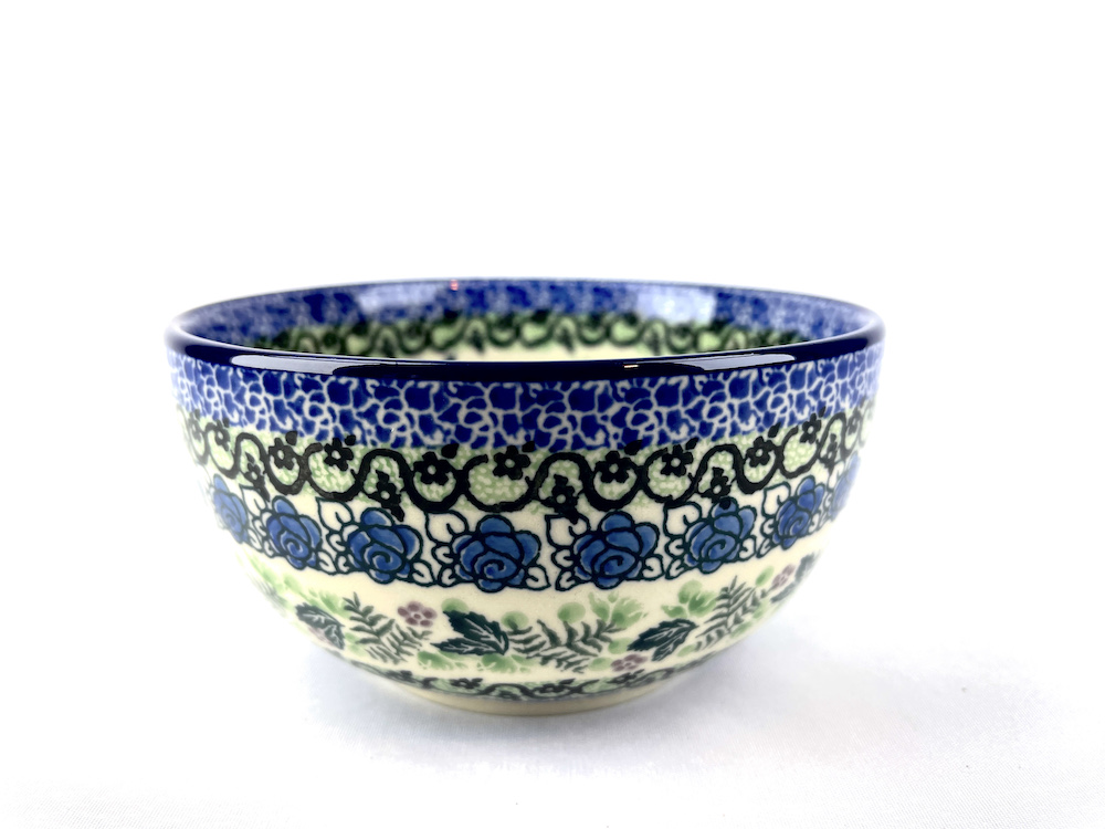 986 Bunzlau Rijstkom - Rice Bowl U4520 - 986 (Bunzlau). 986 Bunzlau Rijstkom - Rice Bowl 1071X 986 Unikat; eerste kwaliteit decoratie is geheel met het penseel aangebracht Ook een fijne kom voor de muesli