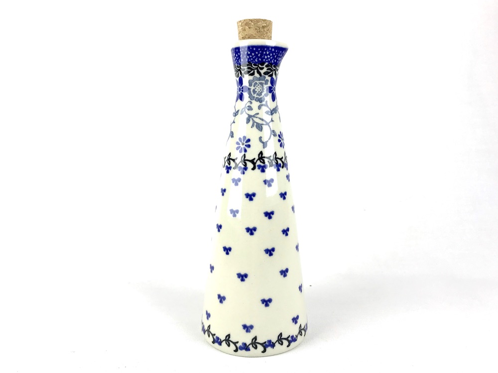 B83 Bunzlau Olieflesje 2158  - B83 (Bunzlau). B83 Bunzlau Olieflesje 2158 Staat zo mooi op tafel.