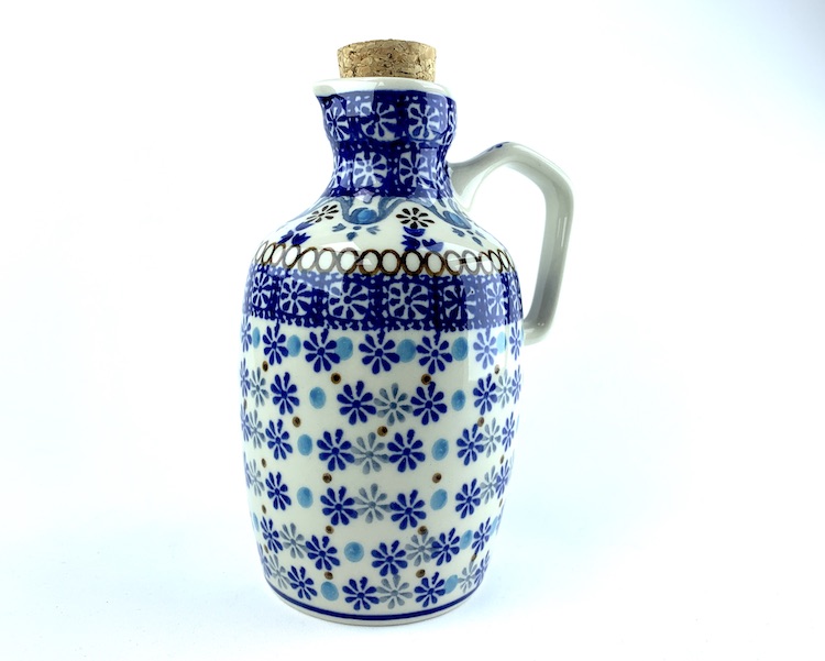 B86 Bunzlau Olieflesje 2184X - B86 (Bunzlau). B86 Bunzlau Olieflesje 2184X Leuk olie kruikje Staat zo mooi op tafel.