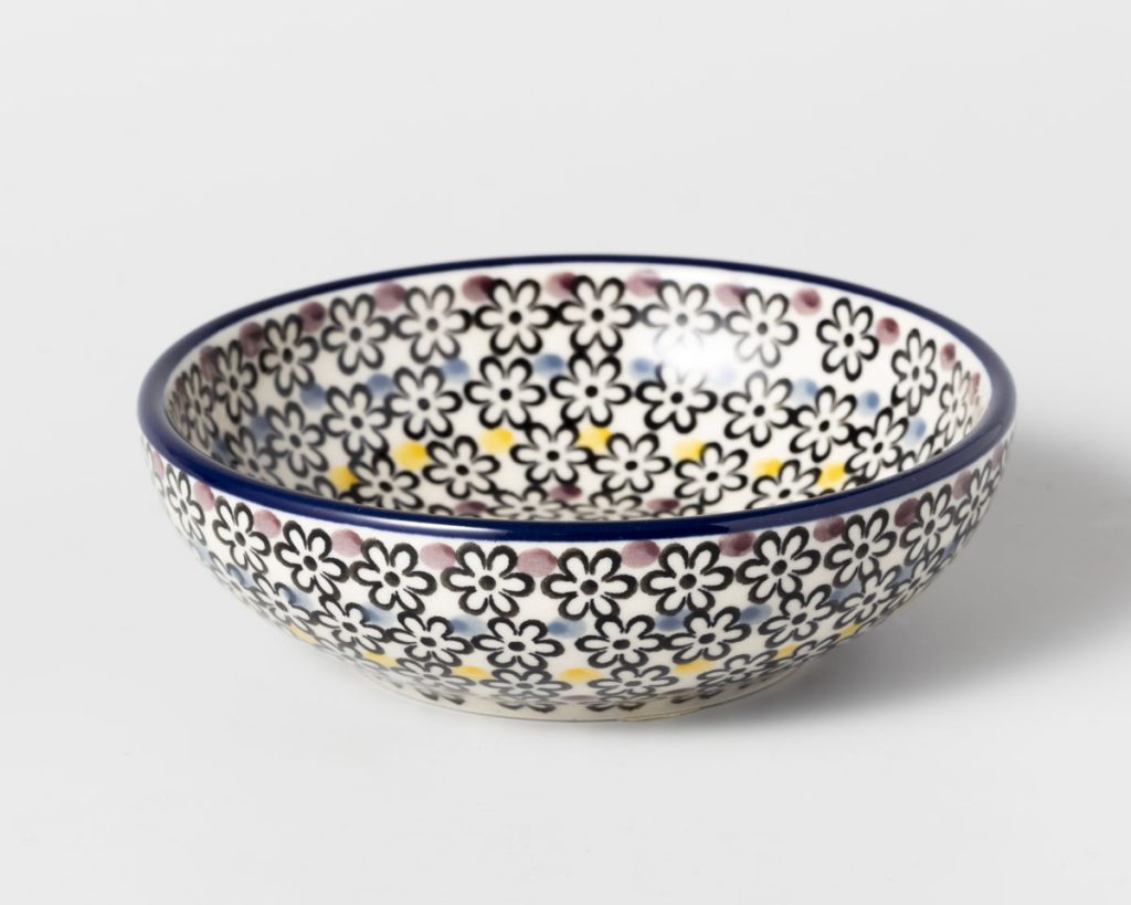 B89 Bunzlau Serveer Schaal XXX1 Ø 13 cm - B89 (Bunzlau). B89 Bunzlau Serveer Schaal XXX1 Ø 13 cm B89 Nootjes