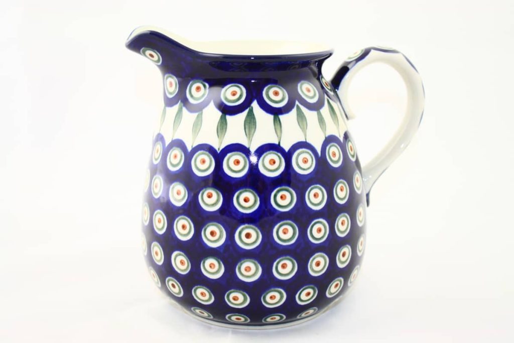 Bunzlau Bolle Kan Green Stripes 54X - 82 (Bunzlau). Bunzlau Bolle Kan Green Stripes 54X 82 Groot formaat bolle kan Water/ sap kan staat ook decoratief met een bos bloemen erin inhoud: 2 Liter.