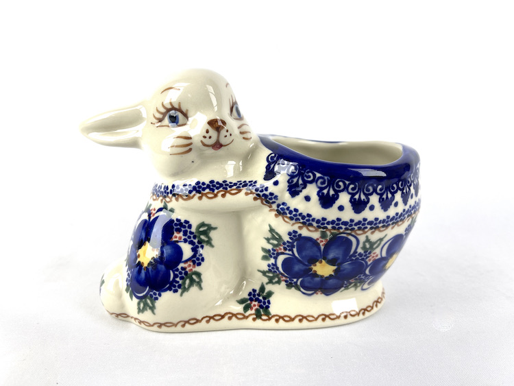 Bunzlau Konijn met ei EK 2 - EK (Bunzlau). Bunzlau Konijn met ei EK 2 Unikat Gezellig Paaskonijntje met een leeg Paasei Vullen maar met de lekkerste chocolaatjes Fabriek: Andy.