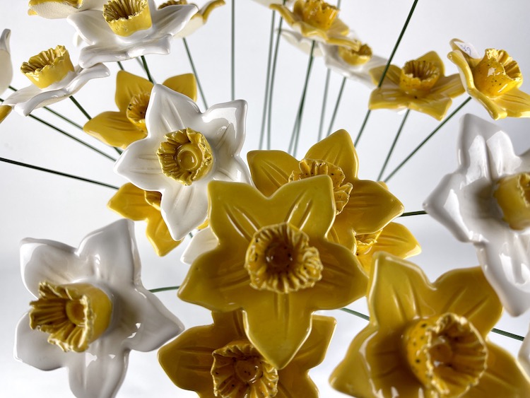 Bunzlau Narcis Wit - narcis wit (Bunzlau). Bunzlau Narcis Wit Verwelkt nooit Met een een lange steel van 38 cm Fabriek: Manufactura.