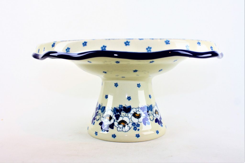 Bunzlau Taartschaal Lady 2222X  Ø 29 cm - 148 (Bunzlau). Bunzlau Taartschaal Lady 2222X&nbsp; Ø 29 cm Prachtige schaal voor de taart&nbsp; of om de hapjes erop te serveren.