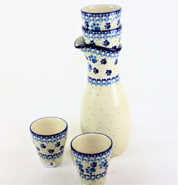 Bunzlau Waterkaraf D18 1767X set:karaf plus waterbekers - D18 (Bunzlau). Bunzlau Waterkaraf D18 1767X D19 Complete set : Karaf plus 4 x waterbekers Inhoud 1 liter Mooie kan voor water - sap of wijn .