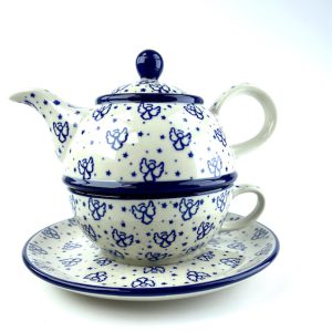 C01 Bunzlau Tea for One 1411X Kerst - C01 (Bunzlau). C01 Bunzlau Tea for 1411X Kerst 2e kwaliteit Geschikt voor twee koppen thee